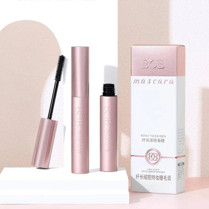 BOB Long Velvet Holds Mascara