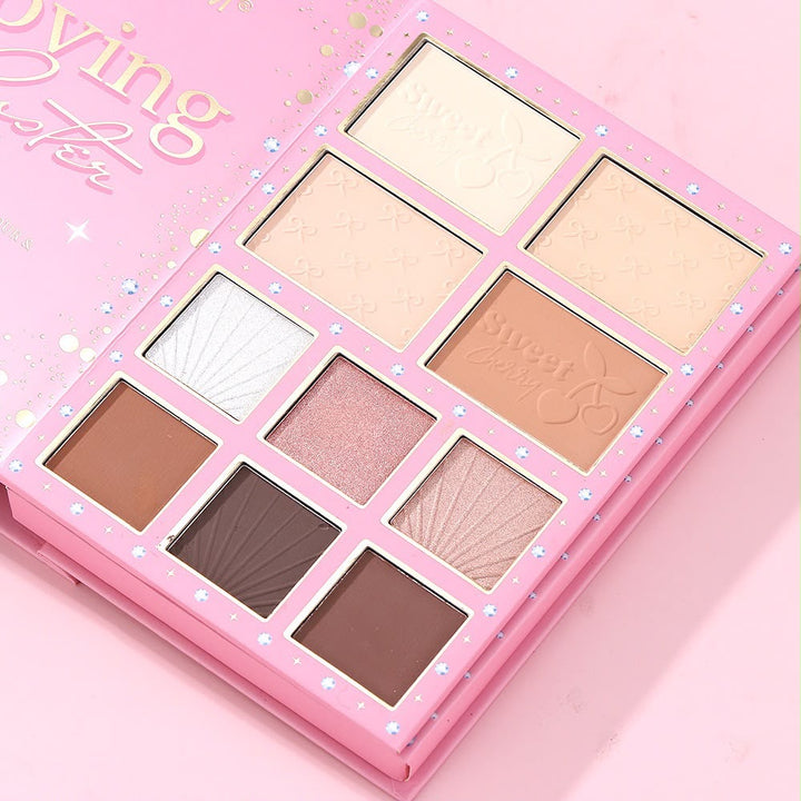 Rom Com - Dazzle Glow All in One Makeup Book